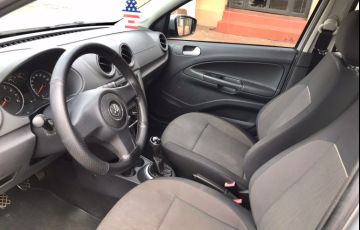 Volkswagen Gol 1.0 8V (G4)(Flex)4p - Foto #10