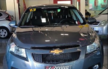 Chevrolet Cruze 1.8 LT 16V Sedan - Foto #2