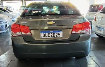 Chevrolet Cruze 1.8 LT 16V Sedan - Foto #6