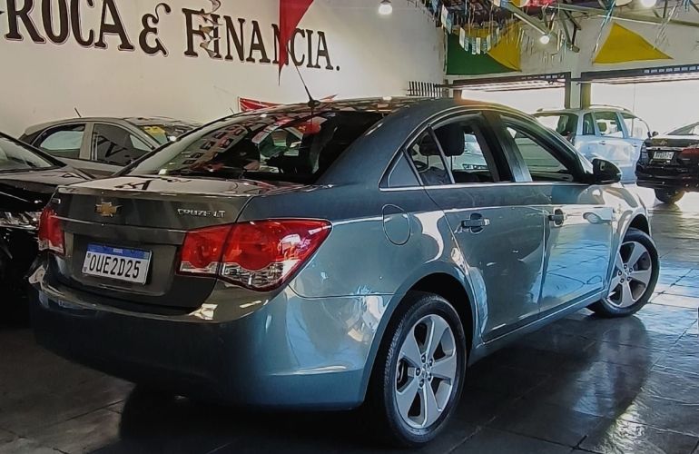 Chevrolet Cruze 1.8 LT 16V Sedan - Foto #7