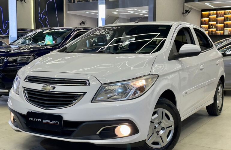 Chevrolet Onix 1.0 MPFi LT 8v - Foto #3
