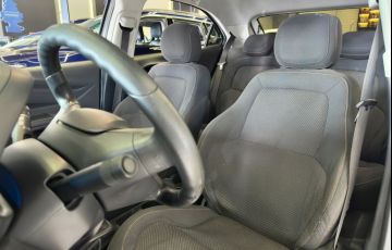 Chevrolet Onix 1.0 MPFi LT 8v - Foto #10
