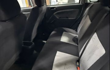 Ford Fiesta Hatch 1.6 (Flex) - Foto #3