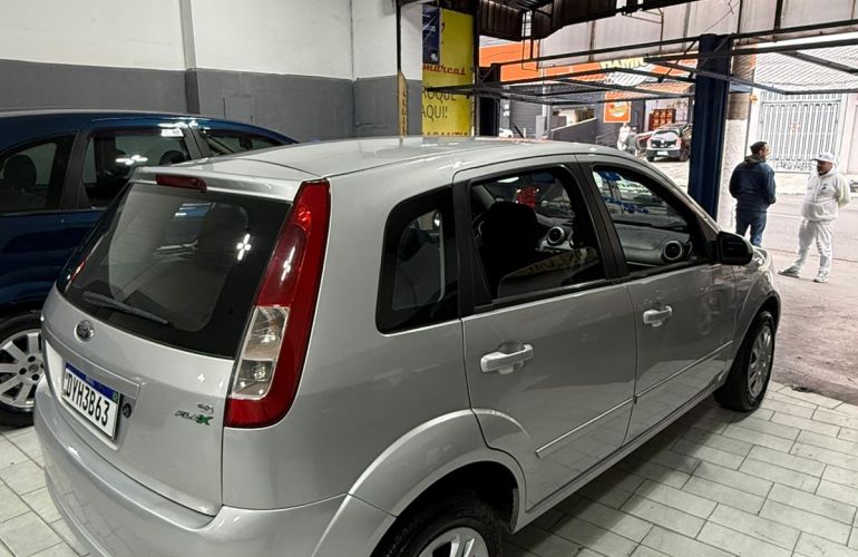 Ford Fiesta Hatch 1.6 (Flex) - Foto #6