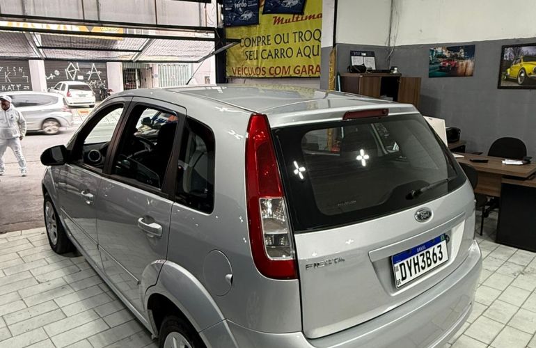 Ford Fiesta Hatch 1.6 (Flex) - Foto #10