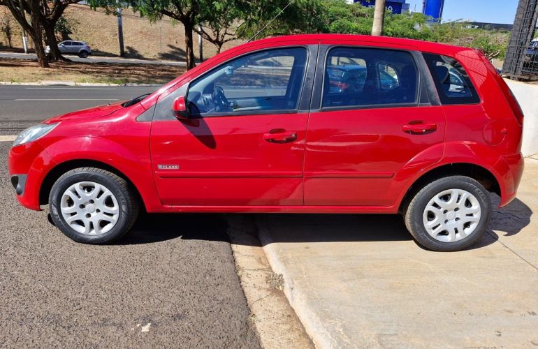 Ford Fiesta 1.6 Rocam SE 8v - Foto #8