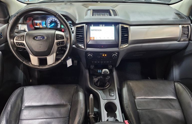 Ford Ranger 2.5 Xlt 4x2 CD 16v - Foto #2