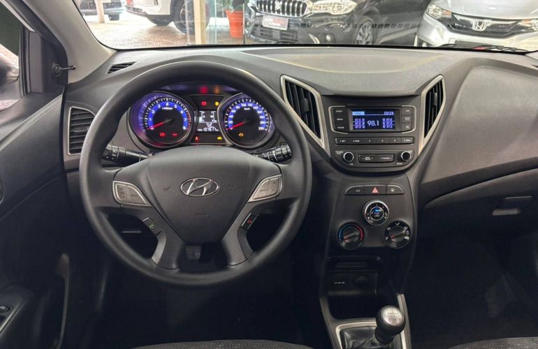 Hyundai Hb20 1.0 Unique 12v - Foto #10