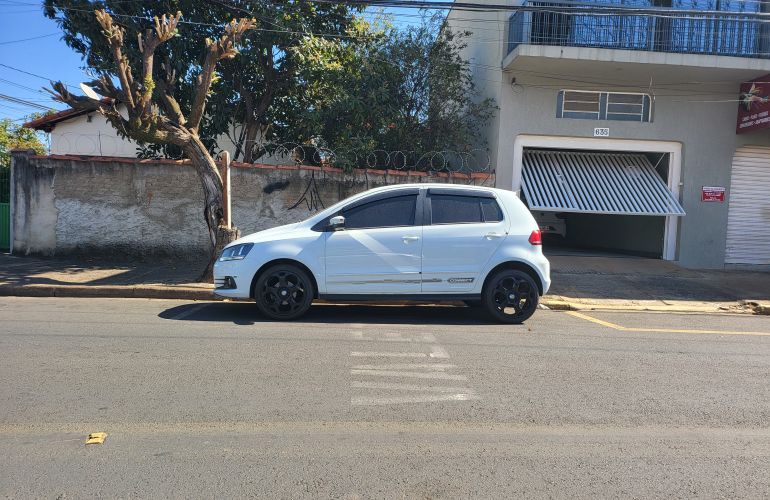 Volkswagen Fox 1.6 MSI Connect (Flex) - Foto #1