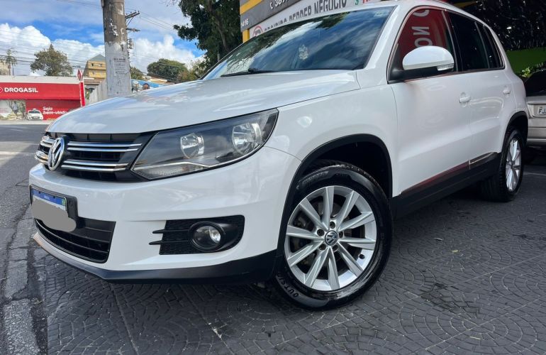 Volkswagen Tiguan 2.0 TSi 16V Turbo - Foto #2