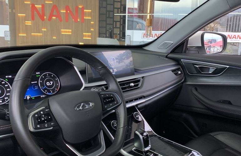 Chery Tiggo 8 1.6T GDI TXS Max Drive DCT - Foto #3