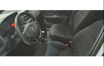 Fiat Palio Attractive 1.4 8V (Flex) - Foto #6