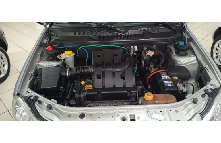 Fiat Palio Attractive 1.4 8V (Flex) - Foto #9