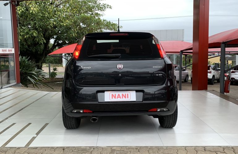 Fiat Punto Essence 1.6 16V (Flex) - Foto #6