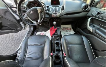 Ford Fiesta 1.6 SE Sedan 16v - Foto #7