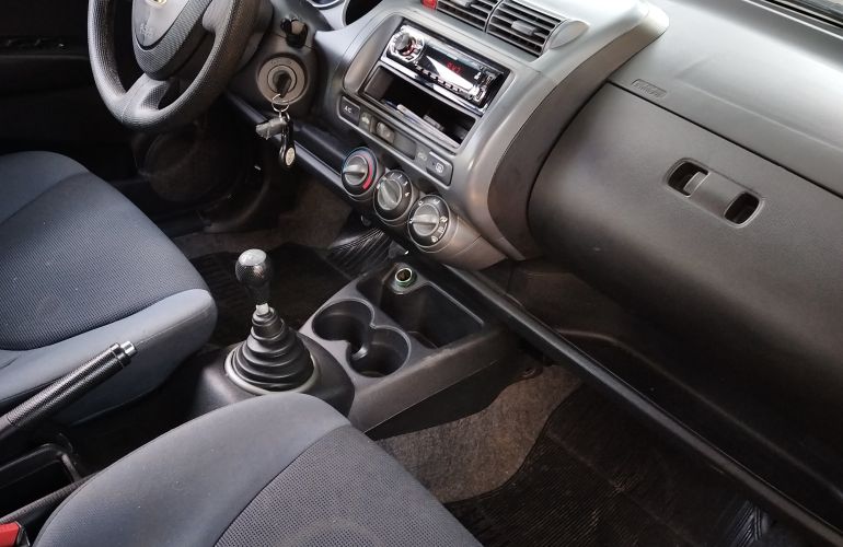 Honda Fit LX 1.4 - Foto #5