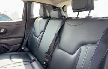 Jeep Renegade 1.8 16V Longitude - Foto #9