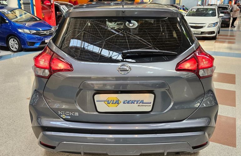 Nissan Kicks 1.6 16V Flexstart Active - Foto #9