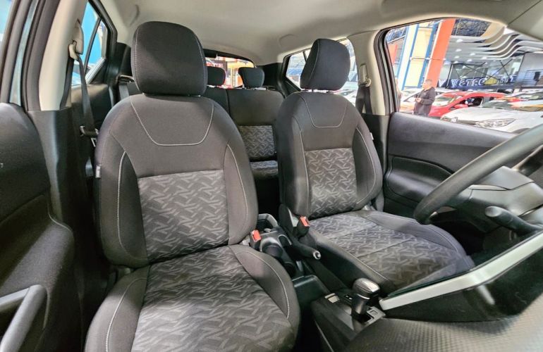 Nissan Kicks 1.6 16V Flexstart Active - Foto #10