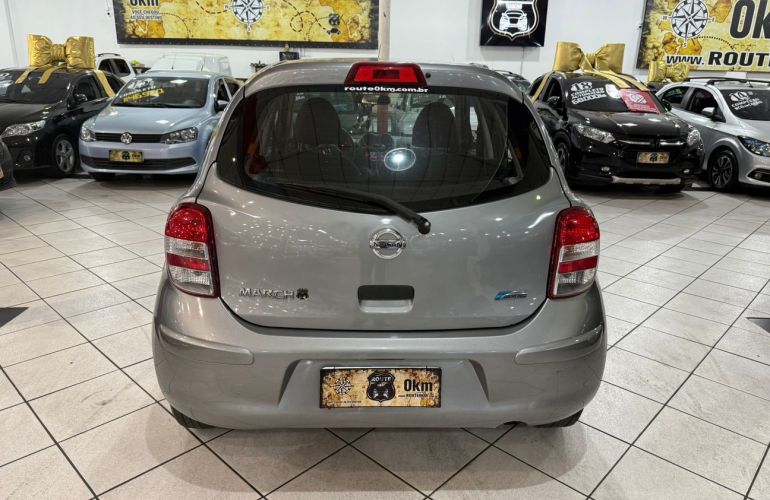 Nissan March 1.6 S 16V 4p - Foto #6