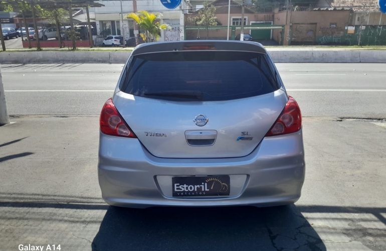 Nissan Tiida 1.8 SL 16v - Foto #6