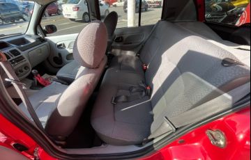 Renault Clio 1.0 Campus 16v - Foto #8
