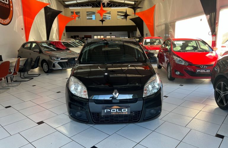 Renault Sandero 1.0 Authentique 16v - Foto #1