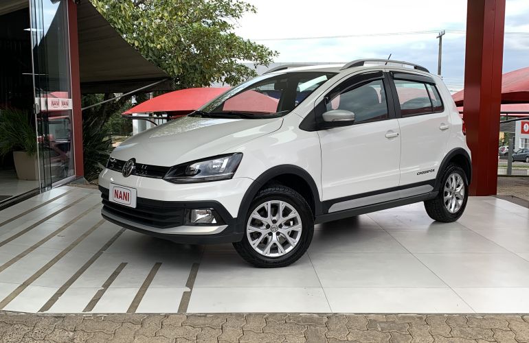 Volkswagen CrossFox 1.6 16v MSI (Flex) - Foto #1