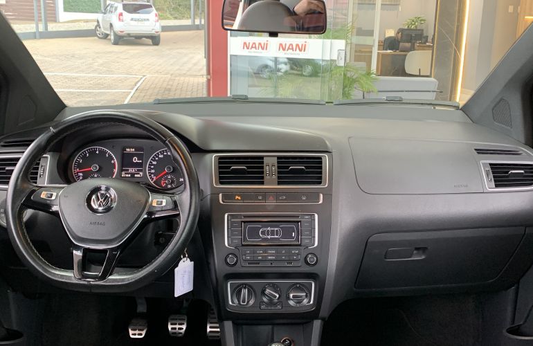 Volkswagen CrossFox 1.6 16v MSI (Flex) - Foto #5