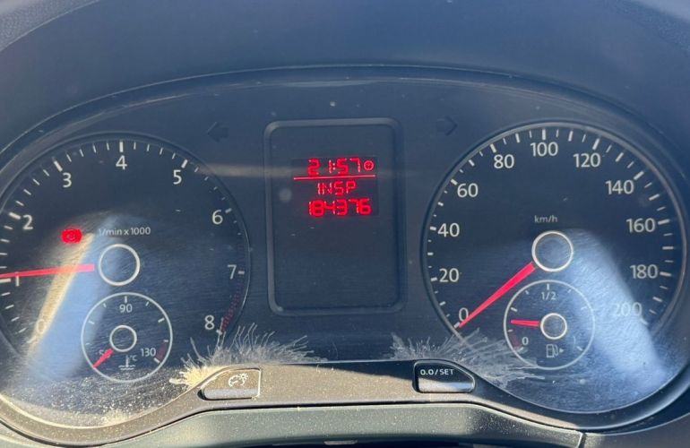 Volkswagen Fox 1.0 Mi 8v - Foto #4