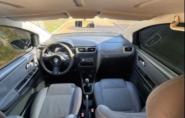 Volkswagen Fox 1.0 Mi 8v - Foto #5