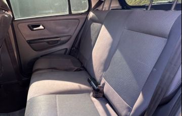 Volkswagen Fox 1.0 Mi 8v - Foto #6