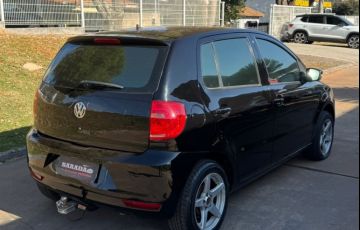 Volkswagen Fox 1.0 Mi 8v - Foto #8
