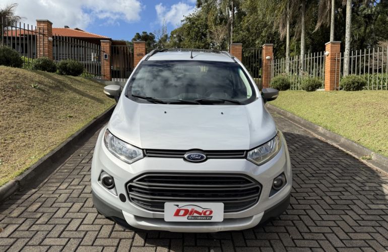 Ford Ecosport Freestyle 2.0 16V (Flex) - Foto #2