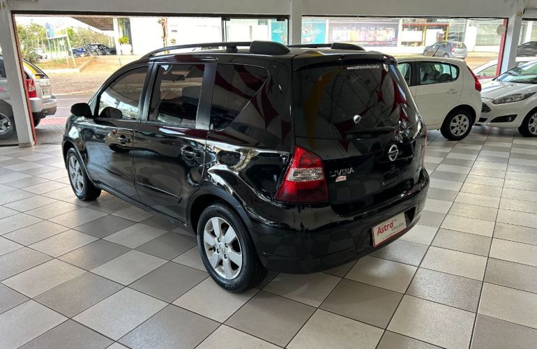Nissan Livina SL 1.8 16V aut. (flex) - Foto #10