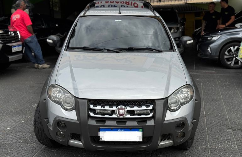 Fiat Strada 1.8 MPi Adventure Locker E.torq CE 16v - Foto #2