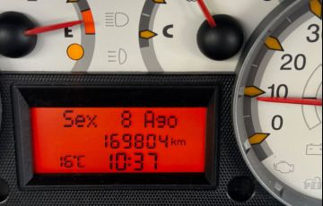 Fiat Strada 1.8 MPi Adventure Locker E.torq CE 16v - Foto #9