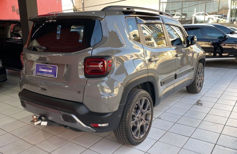 Jeep Renegade 1.3 T270 Turbo S 4x4 - Foto #8