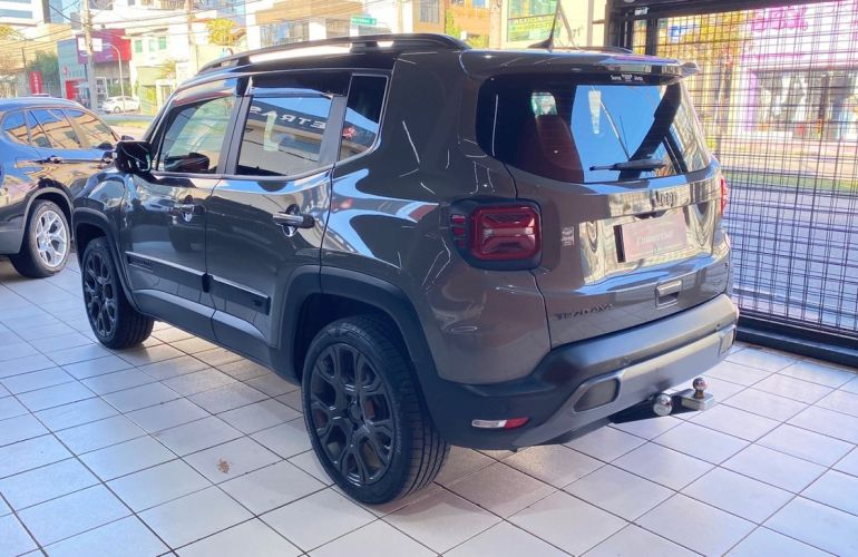 Jeep Renegade 1.3 T270 Turbo S 4x4 - Foto #9