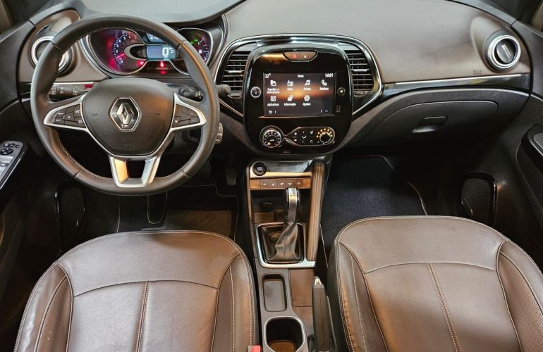 Renault Captur 1.3 Tce Iconic - Foto #2