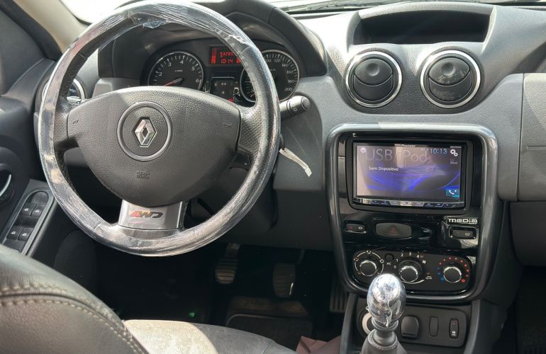 Renault Duster 2.0 Dynamique 4x4 16v - Foto #6