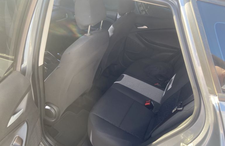 Chevrolet Tracker 1.0 Turbo (PCD) (Aut) - Foto #3