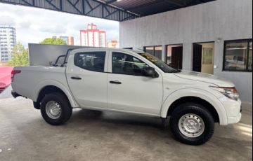 Mitsubishi L200 Triton 2.4 D GL 4WD - Foto #6