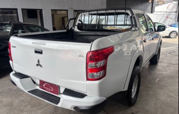 Mitsubishi L200 Triton 2.4 D GL 4WD - Foto #8
