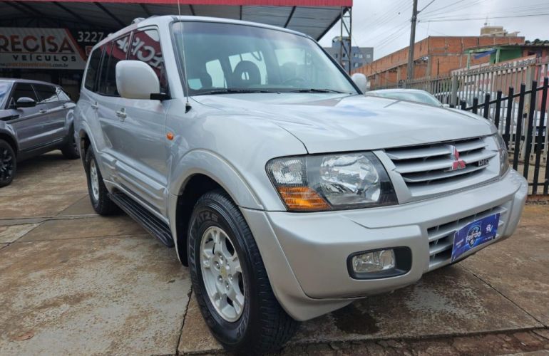 Mitsubishi Pajero 3.2 DI-D 4WD (Aut) - Foto #6