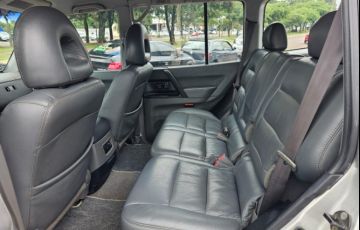 Mitsubishi Pajero 3.2 DI-D 4WD (Aut) - Foto #8