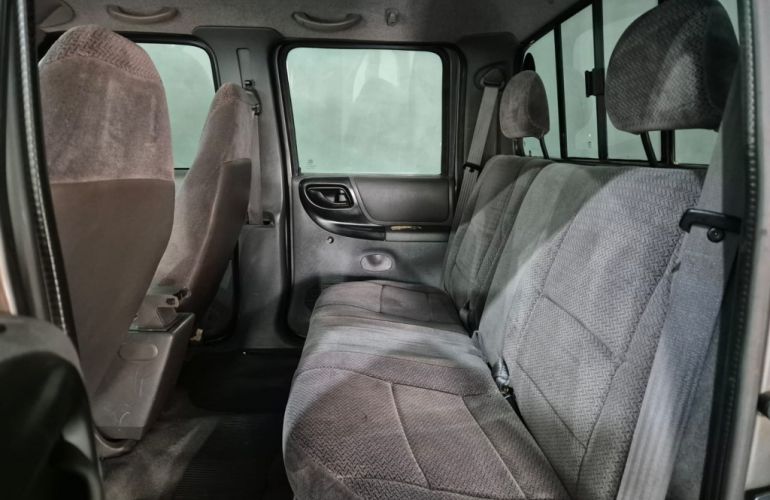 Ford Ranger XLT 4x4 2.5 Turbo (Cab Dupla) - Foto #7