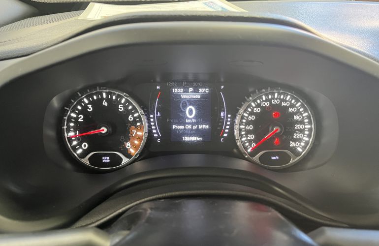 Jeep Renegade 1.8 (Aut) - Foto #5