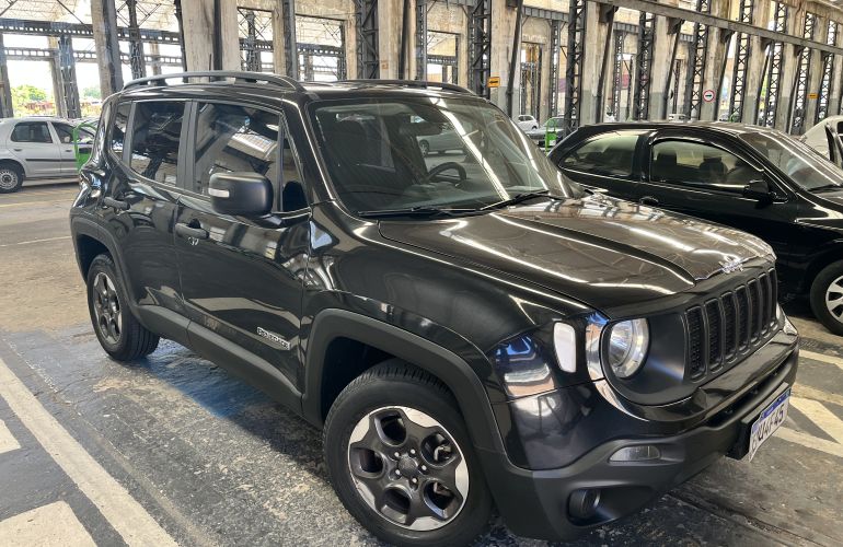 Jeep Renegade 1.8 (Aut) - Foto #6