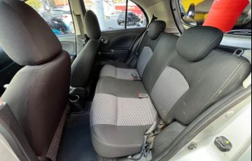 Nissan March 1.0 SV 12v - Foto #8